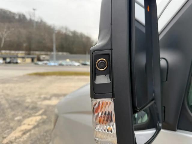 2017 Mercedes-Benz Sprinter 3500XD Chassis Standard Roof V6
