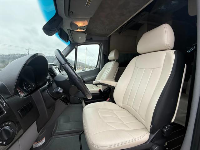 2017 Mercedes-Benz Sprinter 3500XD Chassis Standard Roof V6