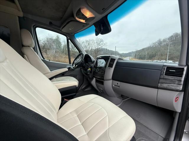 2017 Mercedes-Benz Sprinter 3500XD Chassis Standard Roof V6