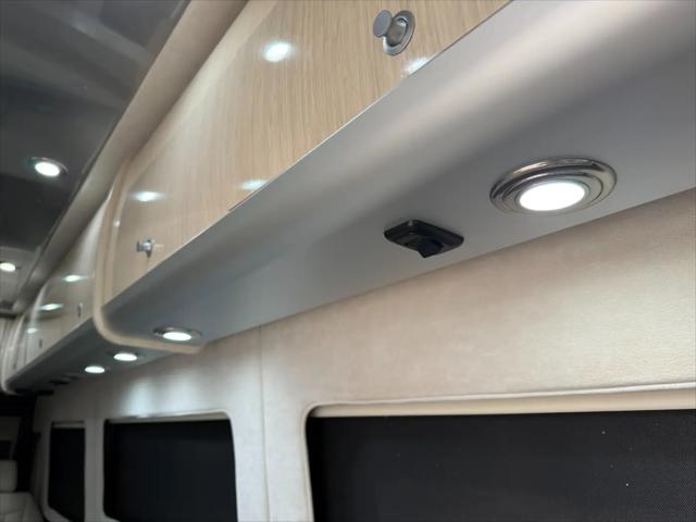2017 Mercedes-Benz Sprinter 3500XD Chassis Standard Roof V6