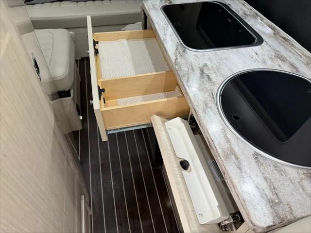 2017 Mercedes-Benz Sprinter 3500XD Chassis Standard Roof V6