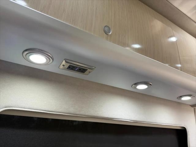 2017 Mercedes-Benz Sprinter 3500XD Chassis Standard Roof V6