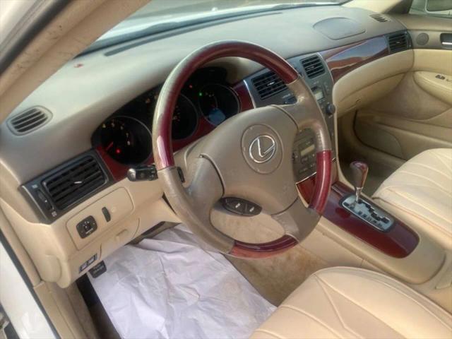 2002 Lexus ES 300 ES 300 Sedan 4D