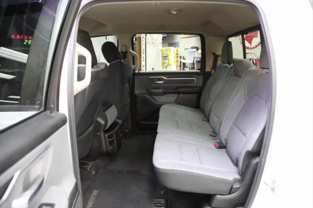 2019 Ram 1500 Big Horn/Lone Star Crew Cab 4x4 5'7" Box