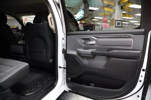 2019 Ram 1500 Big Horn/Lone Star Crew Cab 4x4 5'7" Box