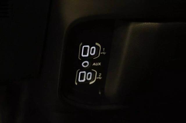 2019 Ram 1500 Big Horn/Lone Star Crew Cab 4x4 5'7" Box