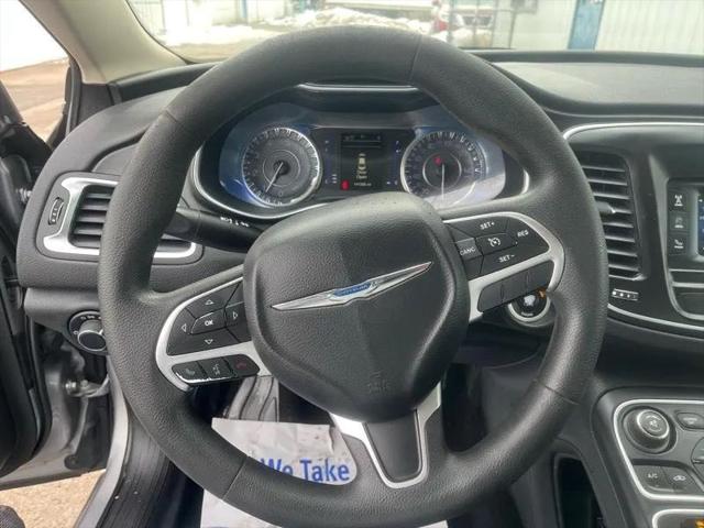 2016 Chrysler 200 LX