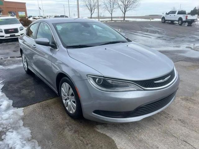 2016 Chrysler 200 LX