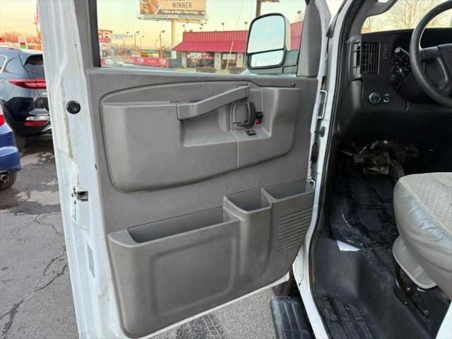 2017 Chevrolet Express LS