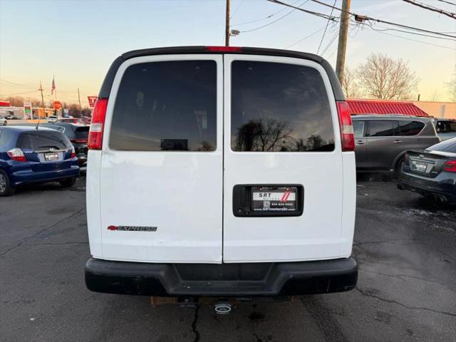 2017 Chevrolet Express LS