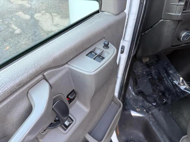 2017 Chevrolet Express LS