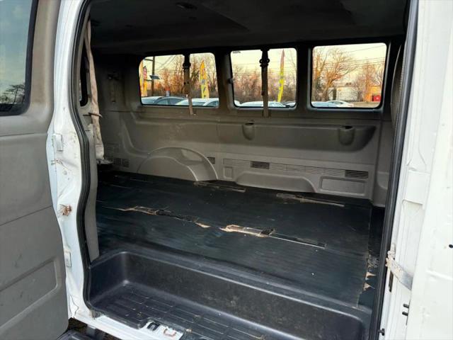2017 Chevrolet Express LS