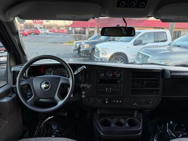 2017 Chevrolet Express LS