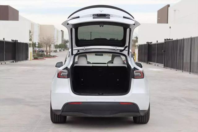 2022 Tesla Model Y Performance Dual Motor All-Wheel Drive