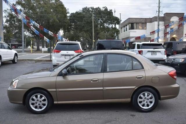 2005 Kia Rio Sedan 4D