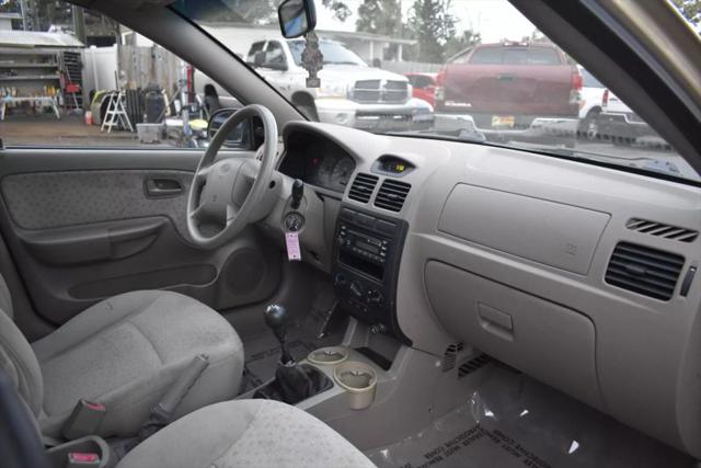 2005 Kia Rio Sedan 4D