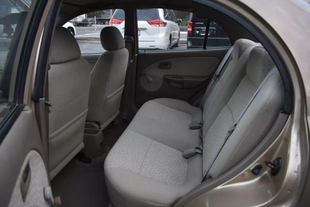2005 Kia Rio Sedan 4D
