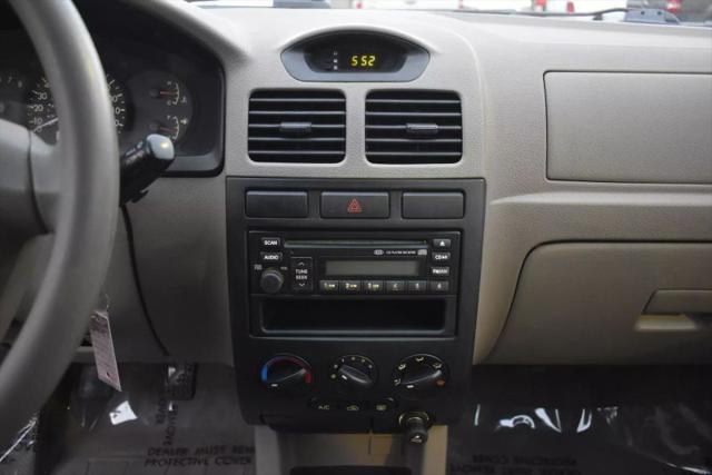 2005 Kia Rio Sedan 4D