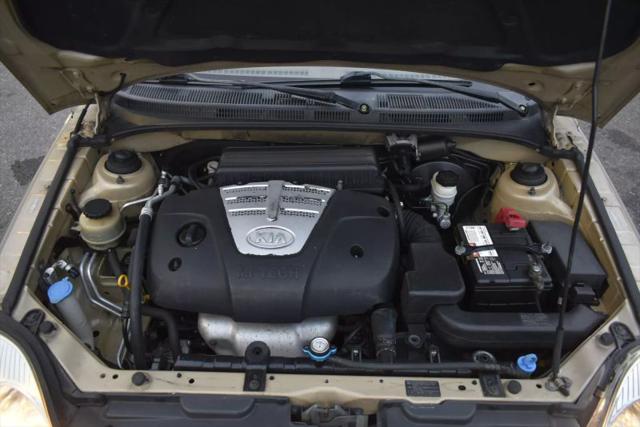 2005 Kia Rio Sedan 4D