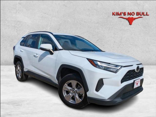 2022 Toyota RAV4 XLE