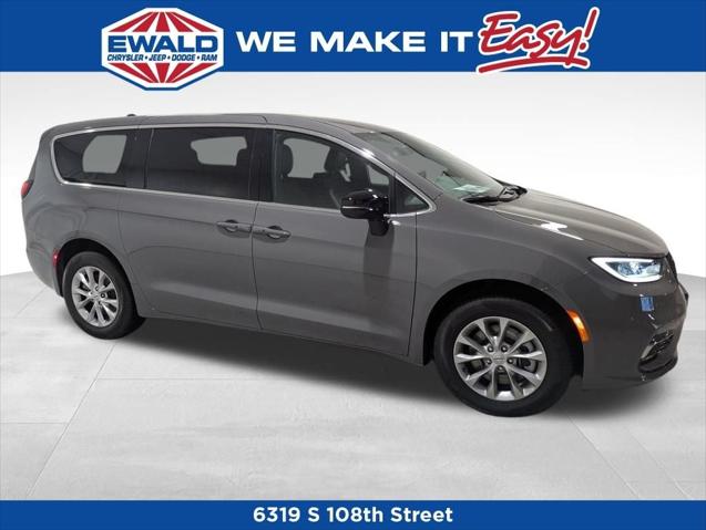 2025 Chrysler Pacifica PACIFICA SELECT AWD
