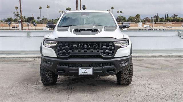 2025 RAM Ram 1500 RAM 1500 RHO CREW CAB 4X4 57 BOX