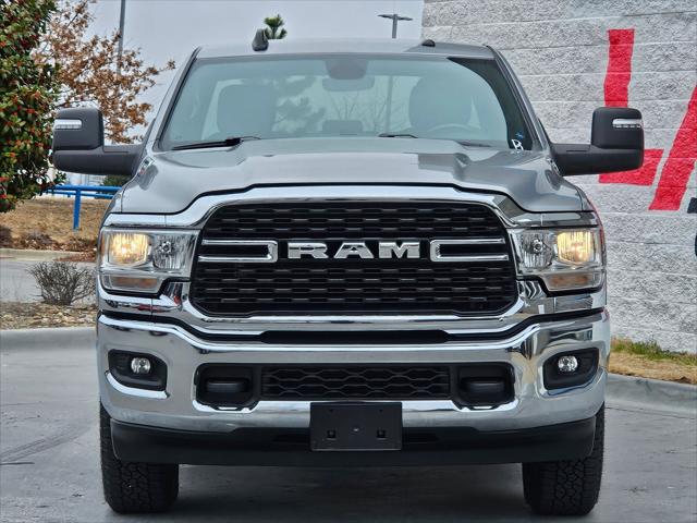 2023 RAM 3500 Big Horn Crew Cab 4x4 64 Box