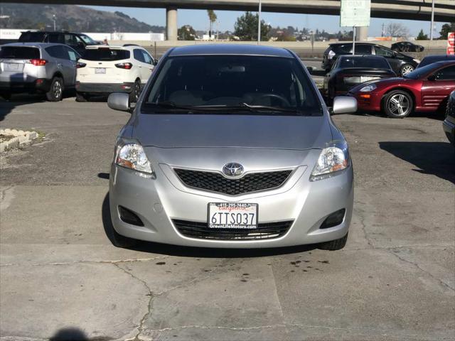 2012 Toyota Yaris Unknown