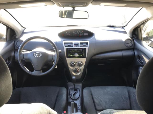 2012 Toyota Yaris Unknown