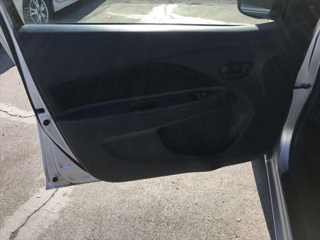 2012 Toyota Yaris Unknown