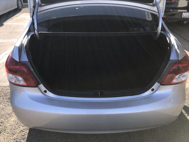 2012 Toyota Yaris Unknown