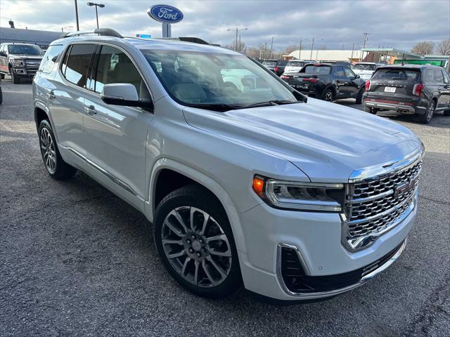 2023 GMC Acadia AWD Denali