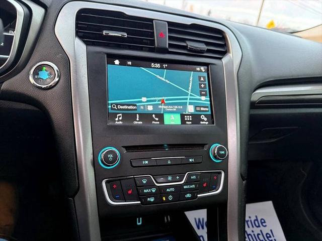 2017 Ford Fusion SE