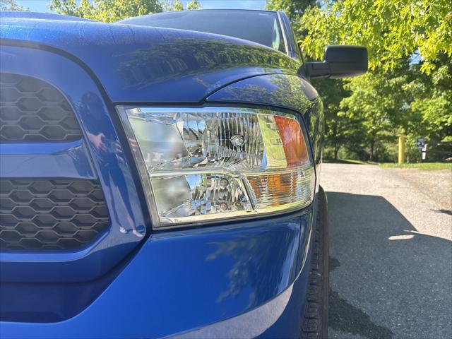 2019 Ram 1500 Classic Express Quad Cab 4x4 6'4" Box