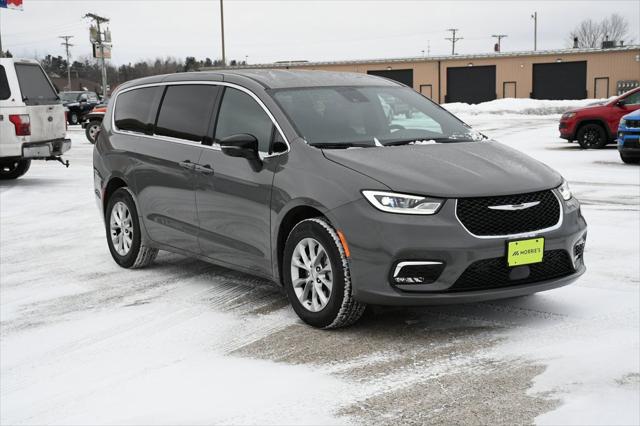 2025 Chrysler Pacifica PACIFICA SELECT AWD