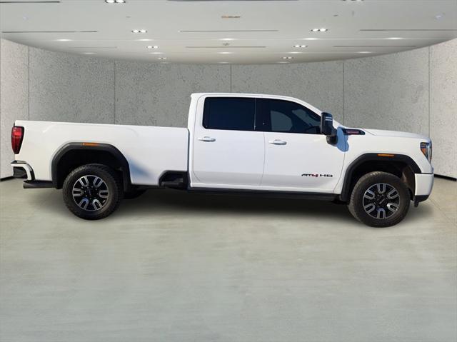 2022 GMC Sierra 2500HD 4WD Crew Cab Long Bed AT4