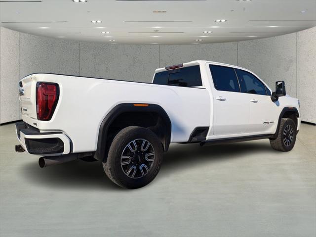 2022 GMC Sierra 2500HD 4WD Crew Cab Long Bed AT4