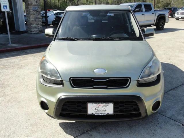2013 Kia Soul Base