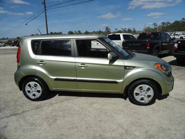 2013 Kia Soul Base