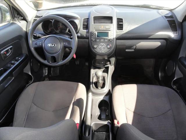 2013 Kia Soul Base