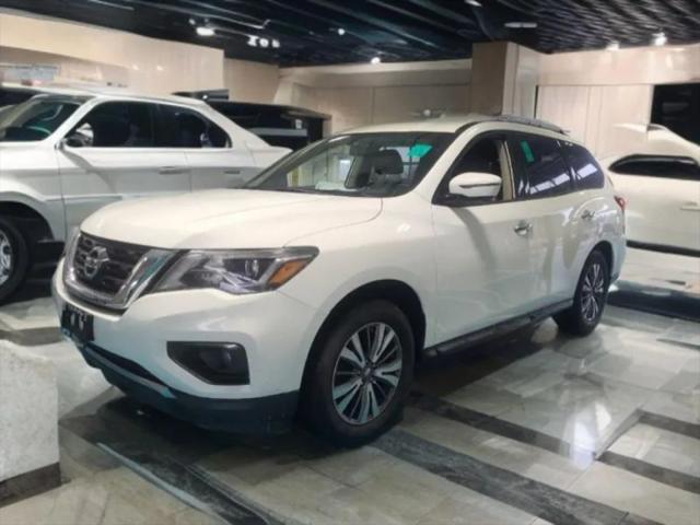 2018 Nissan Pathfinder SL for sale in Hicksville, NY