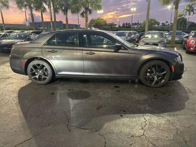 2022 Chrysler 300 S