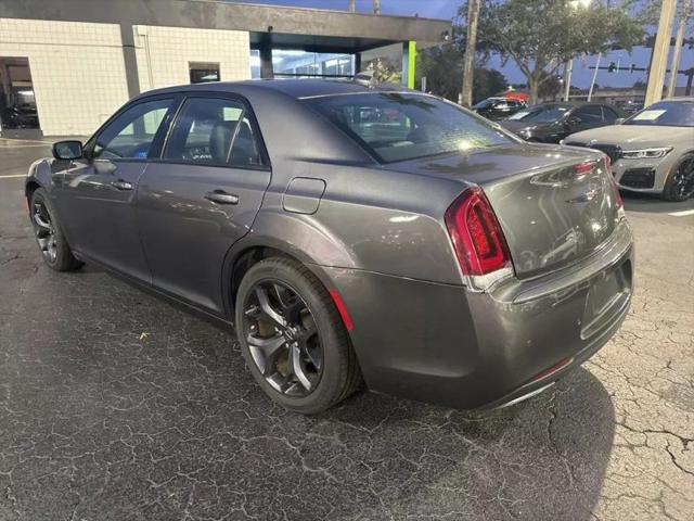 2022 Chrysler 300 S