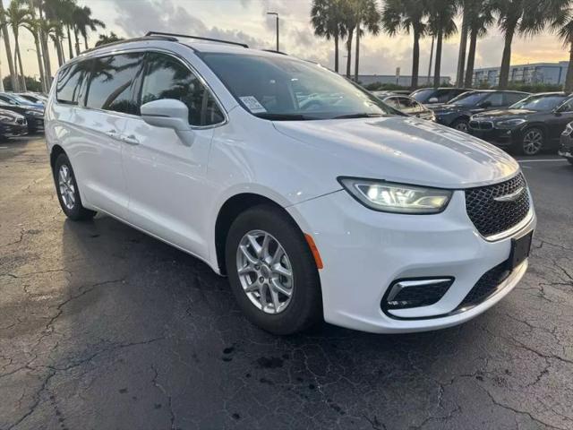 2022 Chrysler Pacifica Touring L