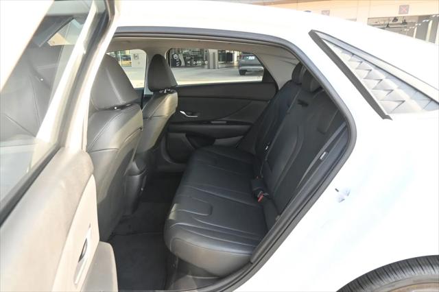 2025 Hyundai Elantra Hybrid Limited