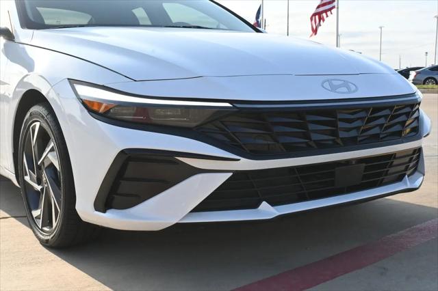 2025 Hyundai Elantra Hybrid Limited