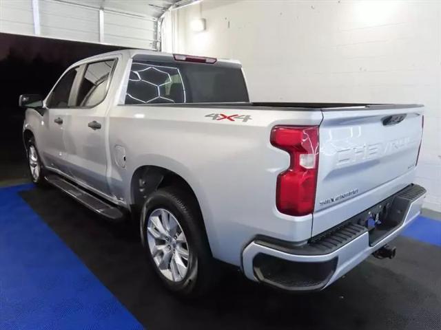 2022 Chevrolet Silverado 1500 4WD Crew Cab Short Bed Custom