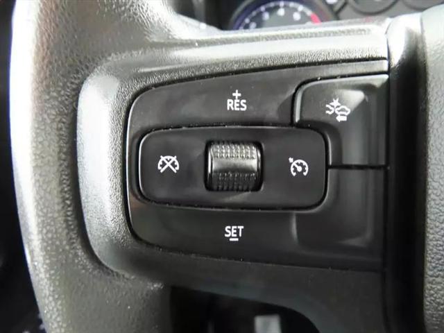 2022 Chevrolet Silverado 1500 4WD Crew Cab Short Bed Custom