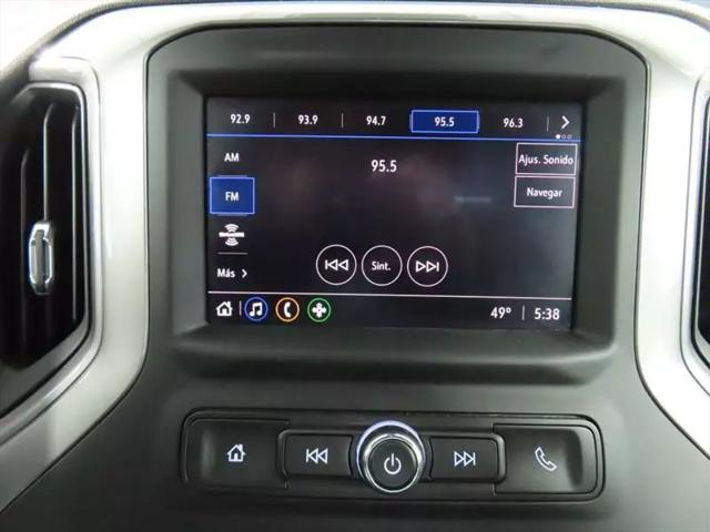 2022 Chevrolet Silverado 1500 4WD Crew Cab Short Bed Custom