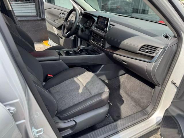 2024 Nissan Rogue SV FWD